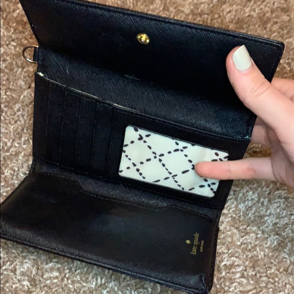 Kate Spade Wallet - Picture 2 of 2